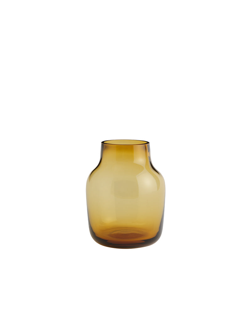 Silent Blomstervase Orange Lille fra Muuto, mundblæst glas, dekoration til blomster eller alene som pynt